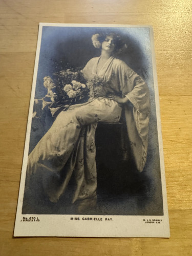 Postcard miss gabrielle ray - -,