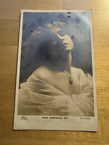 Postcard miss gabrielle - gabrielle, ray