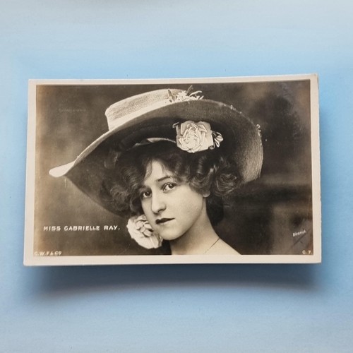 Edwardian actress postcard - edwardian,