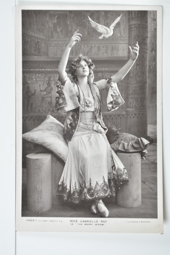 Gabrielle ray merry widow - merry,