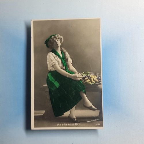 Edwardian actress postcard - edwardian,