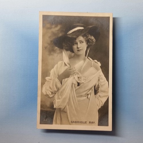 Edwardian actress postcard - edwardian,