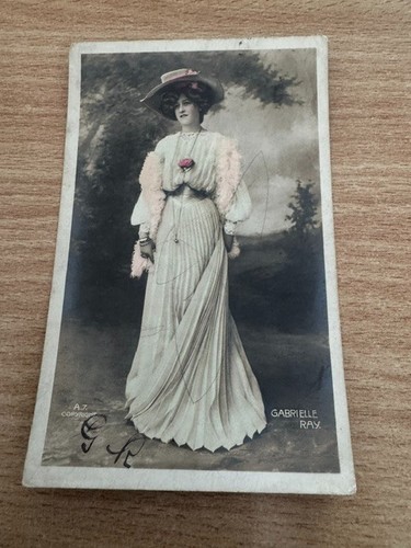 Postcard actress miss - actress,